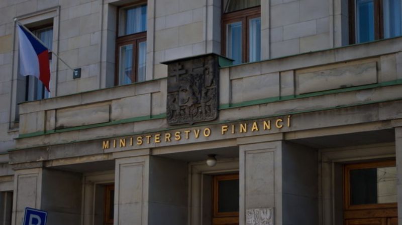 Ministerstvo financí má na starost plánované centrální nákupy. 