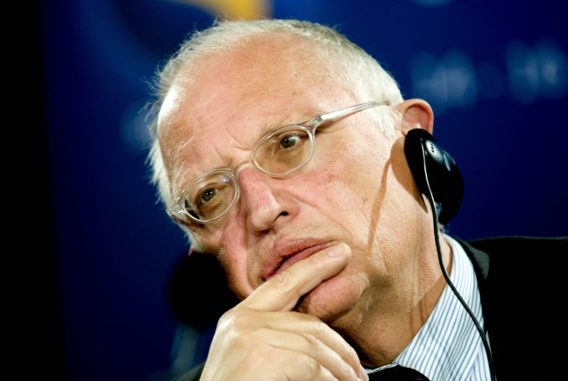 Günter Verheugen. Günter Verheugen.