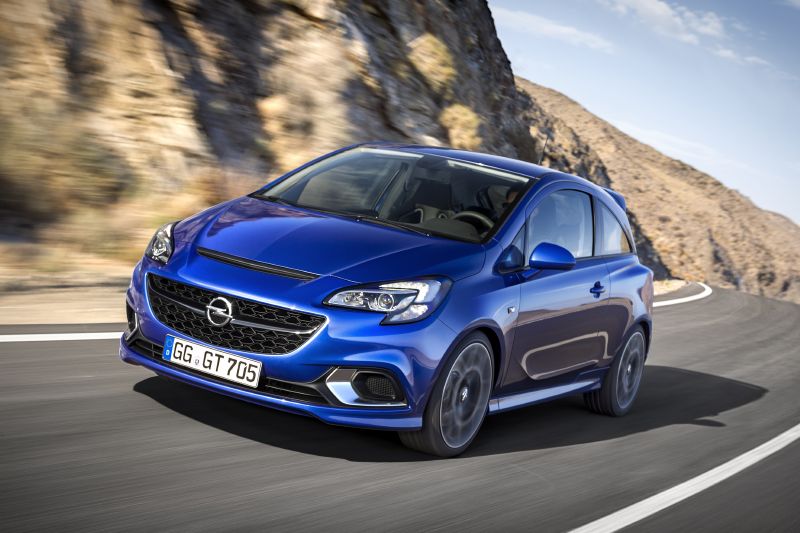 Opel Corsa v barvě, která je vyhrazena pouze modelům OPC.