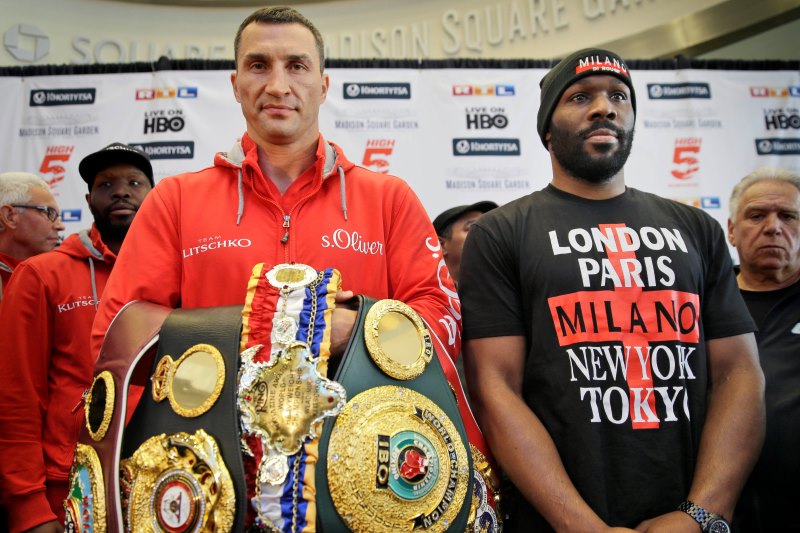 Boxerský šampion Vladimir Kličko (vlevo) se o víkendu po sedmi letech vrátí do newyorské Madison Square Garden, kde bude obhajovat mistrovské tituly organizací WBA, IBF, IBO a WBO proti domácímu Bryantu Jenningsovi. Boxerský šampion Vladimir Kličko (vlevo) se o víkendu po sedmi letech vrátí do newyorské Madison Square Garden, kde bude obhajovat mistrovské tituly organizací WBA, IBF, IBO a WBO proti domácímu Bryantu Jenningsovi.