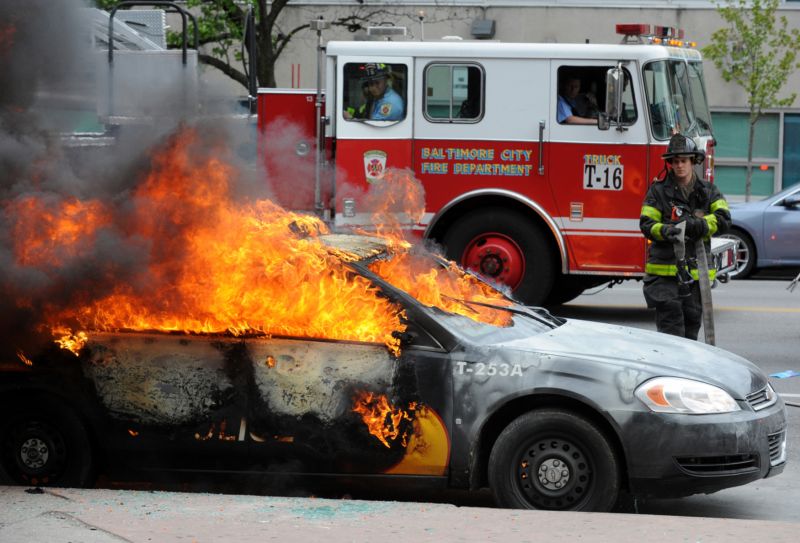 Americký Baltimore zachvátily násilné protesty.