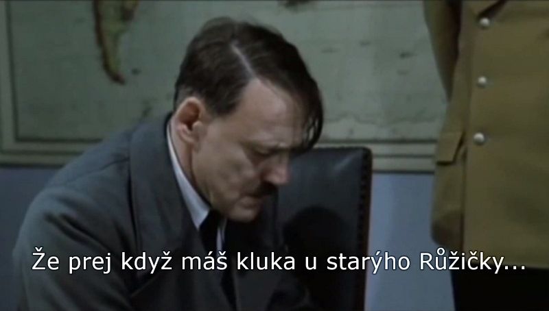 Podívejte se, jak to vypadá, když si Adolf Hitler podá Vladimíra Růžičku.