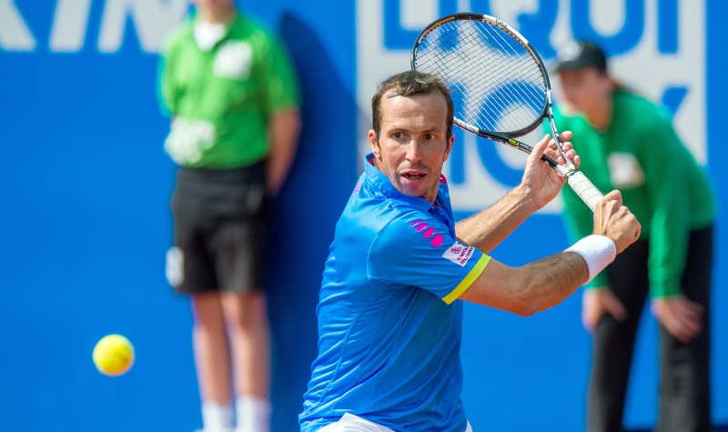 Návrat tenisty Radka Štěpánka na okruh ATP po sedmiměsíční zdravotní pauze skončil na antukovém turnaji v Mnichově ve 2. kole. Návrat tenisty Radka Štěpánka na okruh ATP po sedmiměsíční zdravotní pauze skončil na antukovém turnaji v Mnichově ve 2. kole.