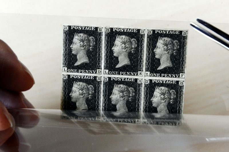 První poštovní známka, které se říkalo Penny Black.