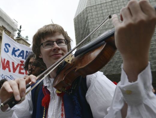 Jedna ze skupin předváděla český folklor.