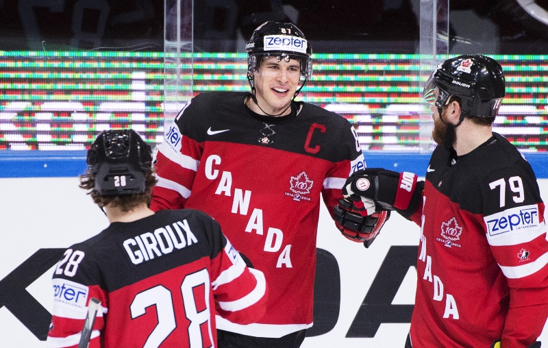 Sidney Crosby pochválil české fanoušky. Sidney Crosby pochválil české fanoušky.