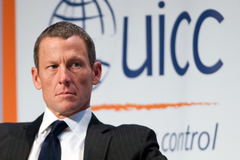 Lance Armstrong, jeden z dopujících sportovců. Lance Armstrong, jeden z dopujících sportovců.