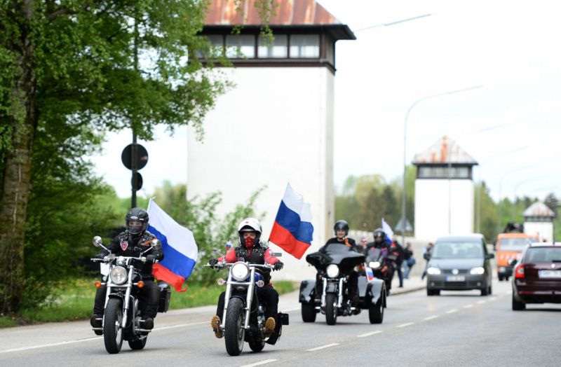 Motorkáři z klubu Noční vlci. Motorkáři z klubu Noční vlci.
