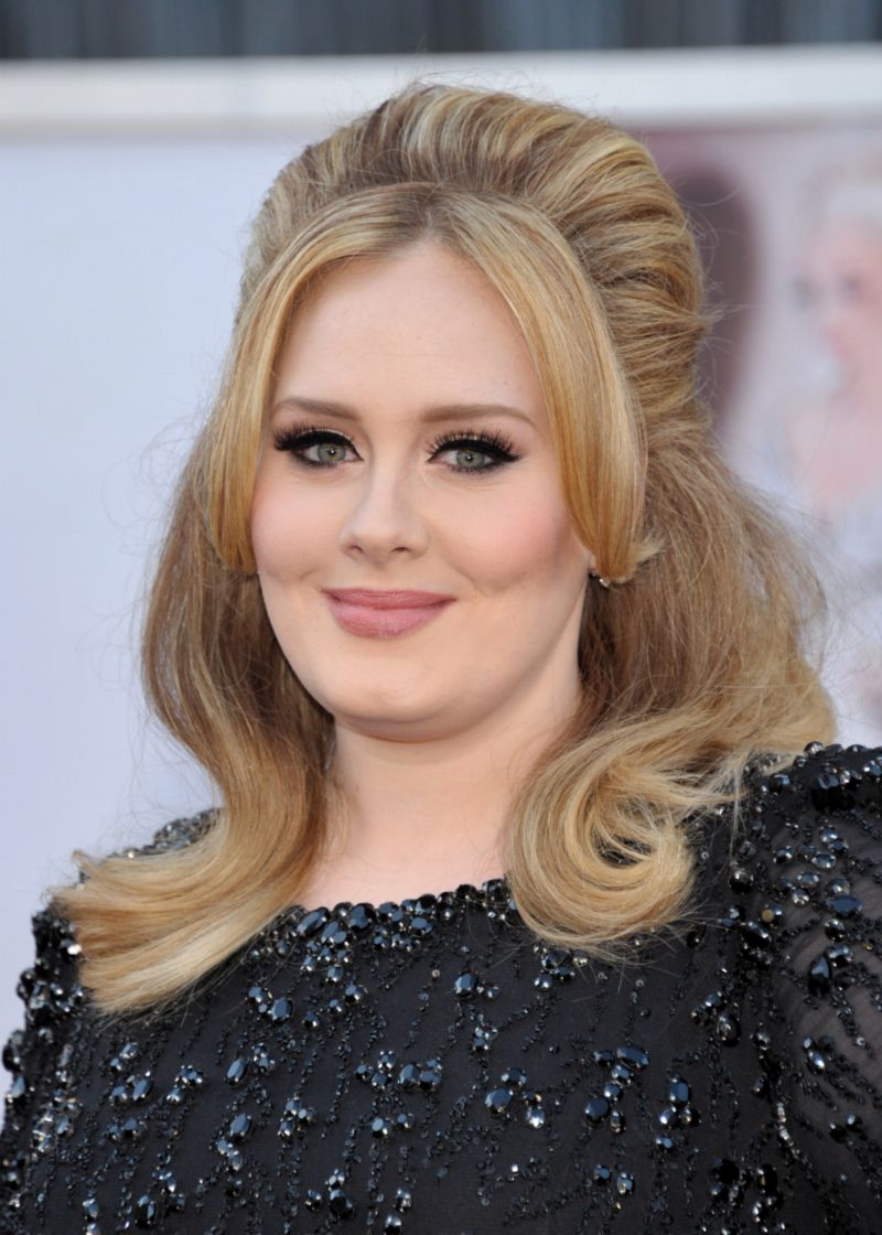 Adele se kompletně změnila.