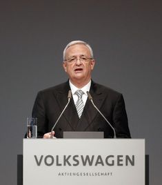 Martin Winterkorn při projevu na vylné hromadě.