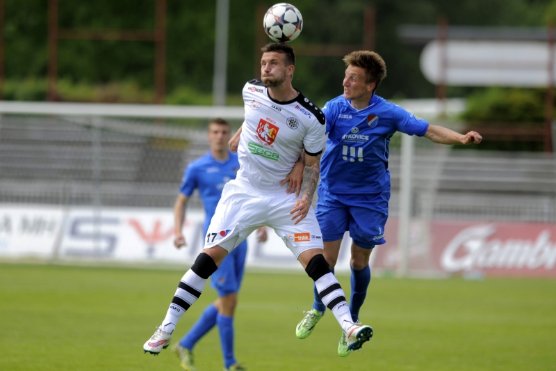 Momentka z utkání Hradec vs. Baník.