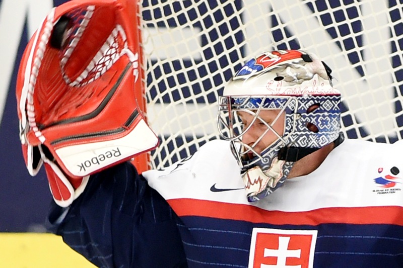 Slovenský gólman Julius Hudáček. 