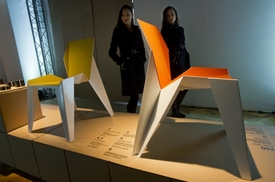 Prague Design Week nabízí k obdivu šperky, oděvy, bytový textil či nábytek.