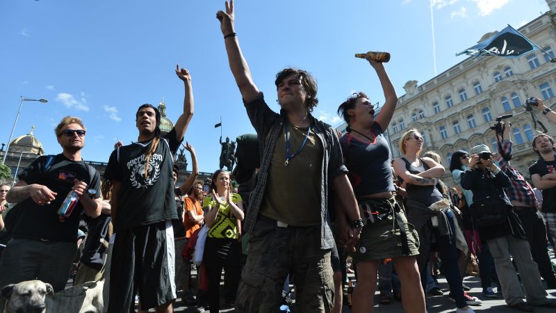 Demonstrace squatterů začala na Václavském náměstí.