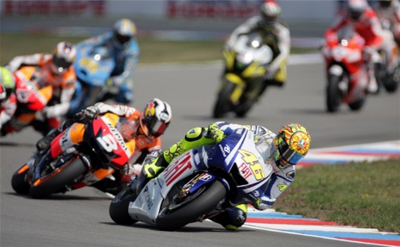Ministr financí Andrej Babiš chce, aby vláda znovu projednala dluh za konání motocyklové GrandPrix.