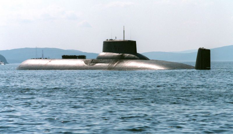 Ruská jaderná ponorka Archangelsk (na archivním snímku z 27. července 2003).