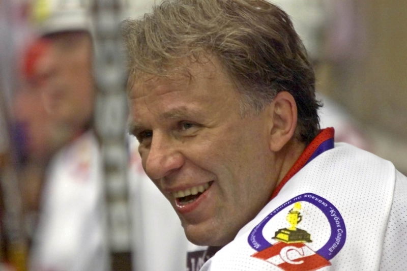 Bývalý kapitán hokejistů SSSR Vjačeslav Fetisov.