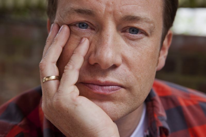 Jamie Oliver, obyčejný kluk z rodiny hospodského. Jamie Oliver, obyčejný kluk z rodiny hospodského.