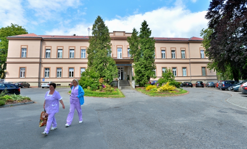 Budova psychiatrické nemocnice Dobřany.