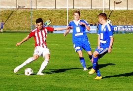 David Hovorka (v červenobílém) během svého hostování ve Viktorii Žižkov.