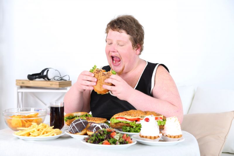 Jako v Maďarsku. Ministerstvo chce zavedení takzvané hamburgerové či hranolkové daně (ilustrační foto).