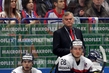 Vladimír Vůjtek starší (68)Trenérský matador má za sebou kariéru plnou úspěchů. I podprůměrný slovenský tým dokázal dovést v roce 2012 ke stříbru na mistrovství světa. Poslední dva roky se mu příliš nedařilo, ale mohl za to i slabý kádr východních sousedů. 