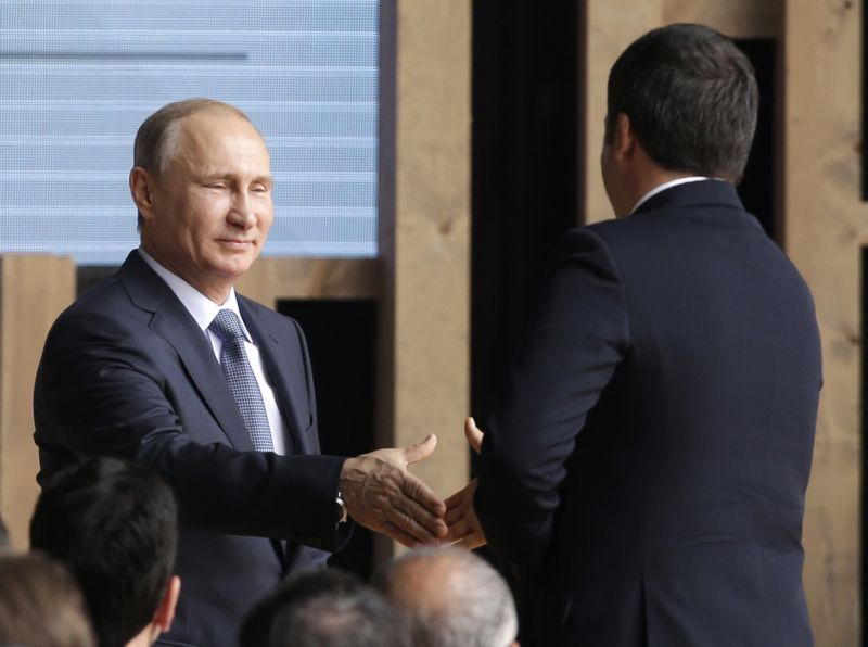 Ruský prezident Vladimir Putin a italský premiér Matteo Renzi. 