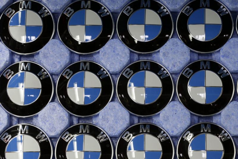 Značka BMW si udržuje vedoucí postavení v segmentu luxusních vozů (ilustrační foto).