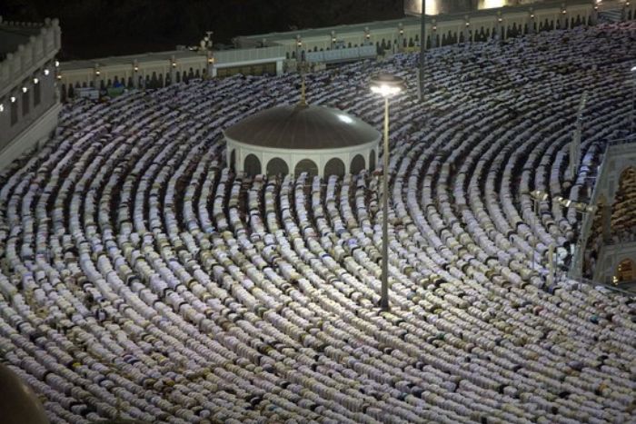 Ve většině částí Pákistánu začal ramadán. Ve většině částí Pákistánu začal ramadán.