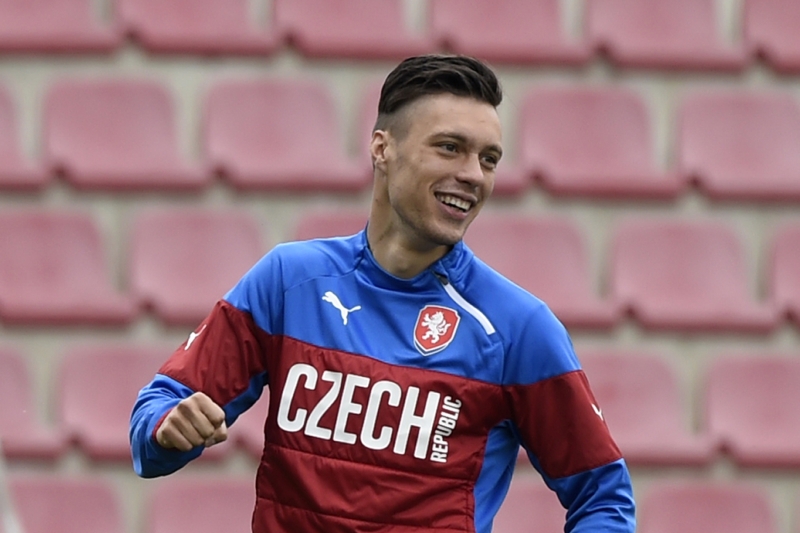 Václav Kadlec osvěží sestavu. 