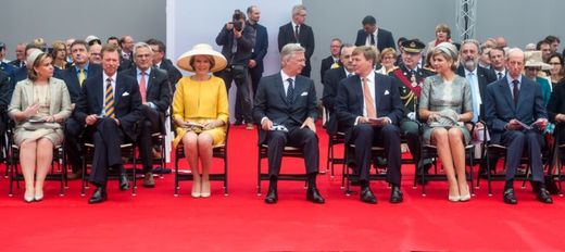 Přijeli belgický král Philippe, nizozemský král Willem-Alexander, lucemburský velkovévoda Henri či bratranec královny Alžběty II. vévoda z Kentu Edward.