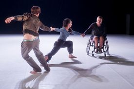 Inscenaci Simulante Bande představil soubor VerTeDance.