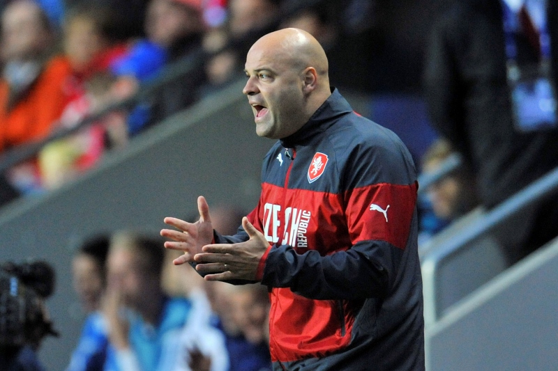 Trenér Jakub Dovalil skončil u reprezentace do 21 let. Vedení Fotbalové asociace ČR s ním neprodloužilo dnes končící smlouvu. 