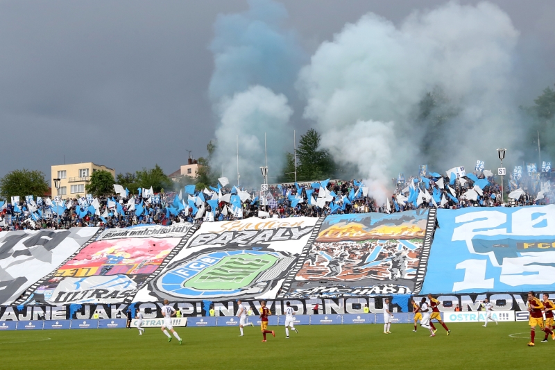 Baník Ostrava bude hrát od příští sezony ligové zápasy ve Vítkovicích. Během tréninků však zůstane na Bazalech.