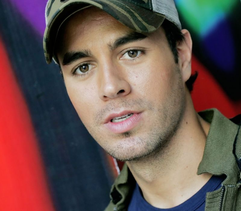 Enrique Iglesias si udělal srandu z policistů.