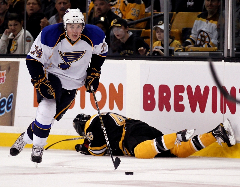 Americký útočník T.J. Oshie se stal v zámořské NHL novou posilou Washingtonu. 