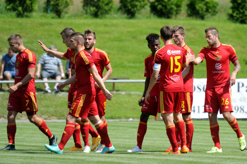 Dukla v přípravě porazila slavný Celtic Glasgow. Hattrickem se blýskl záložník Marek Hanousek.