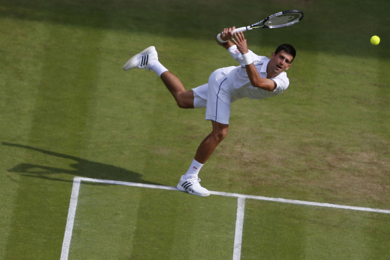 Australská jednička Bernard Tomic nesmí reprezentovat v Davis Cupu. Po kritice vedení ho z týmu vyřadil svaz.