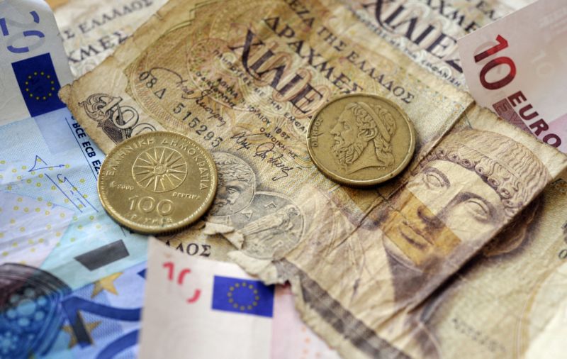 Řeckým platidlem byla dříve drachma (ilustrační foto). Řeckým platidlem byla dříve drachma (ilustrační foto).