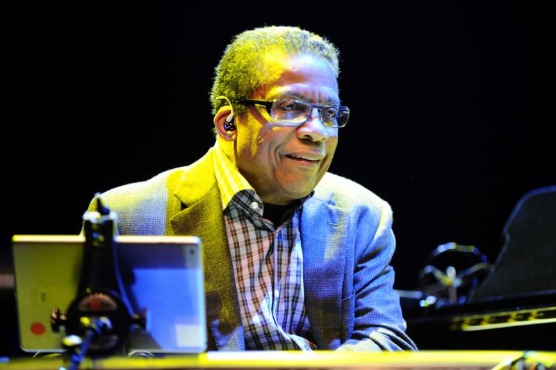 Jazzový pianista Herbie Hancock.