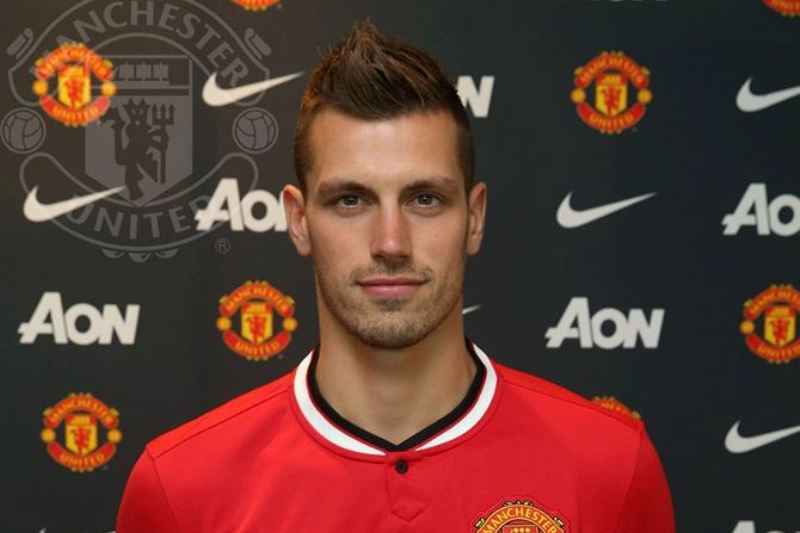 Morgan Schneiderlin, další z nových posil Manchesteru United.