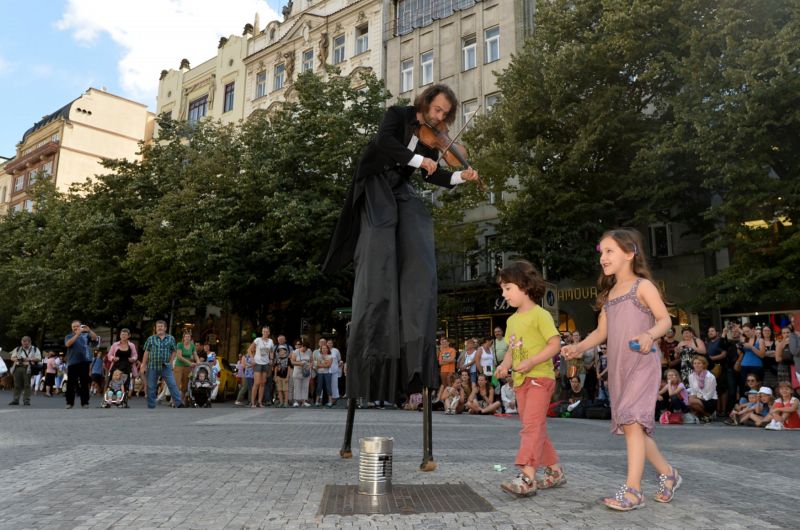 V Praze začal sedmý ročník festivalu pouličního divadla (ilustrační foto). V Praze začal sedmý ročník festivalu pouličního divadla (ilustrační foto).