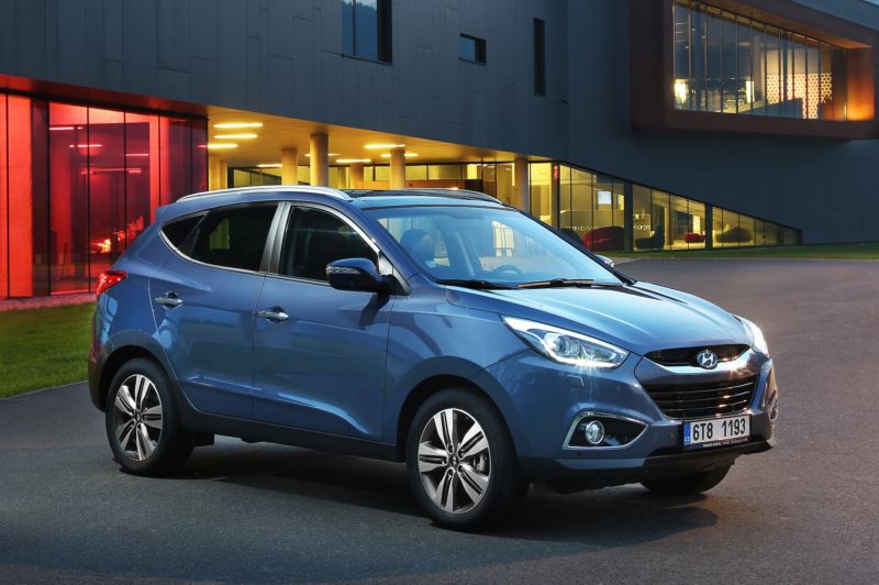 Oblíbený model Hyundai ix35 si lze pronajmout již za 6999 korun měsíčně.