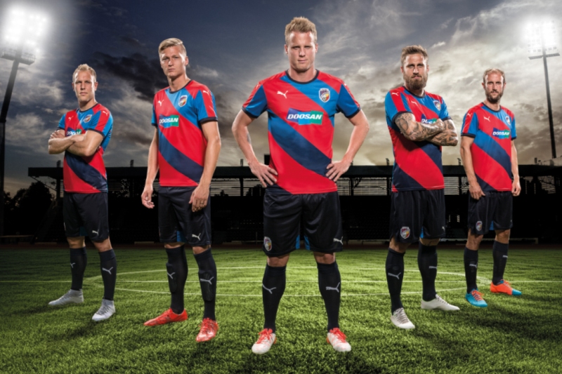 Nové plzeňské dresy. 