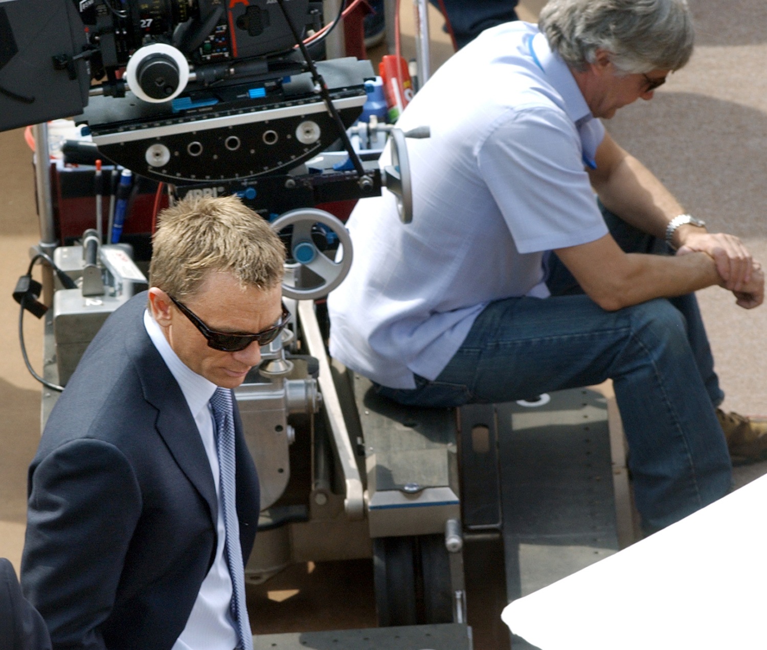 Daniel Craig na natáčení Jamese Bonda. 