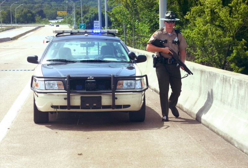 V americkém státě Tennessee se ve čtvrtek na několika místech ozvala střelba. V americkém státě Tennessee se ve čtvrtek na několika místech ozvala střelba.