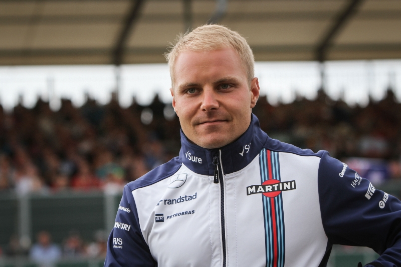 Bývalého šampiona Kimiho Räikkönena totiž údajně od roku 2016 v týmu nahradí talentovaný Valtteri Bottas z Williamsu (na snímku). Bývalého šampiona Kimiho Räikkönena totiž údajně od roku 2016 v týmu nahradí talentovaný Valtteri Bottas z Williamsu (na snímku).