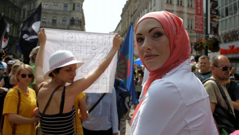 Demonstrace na podporu uprchlíků.
