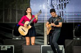 Jednou z ozdob nedělního programu bylo i duo Rodrigo y Gabriela.