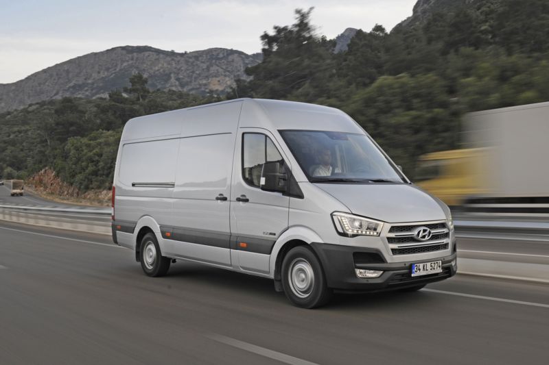 Význam užitkových vozů roste, nabídku rozšířil i nový model Hyundai H350.